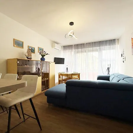 Pgs Immobiliare Srls Family House Bilocale Con Terrazza La Maddalena