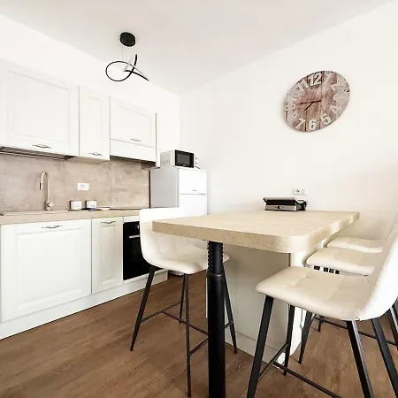 Apartment Pgs Immobiliare Srls Family House Bilocale Con Terrazza La Maddalena (Sassari)